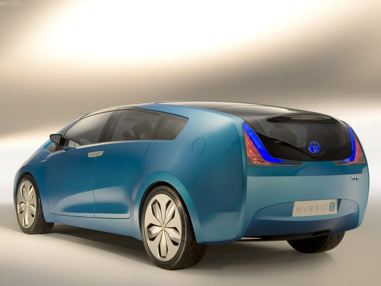 Toyota Hybrid X Concept (2007) - Rear Three-Quarter