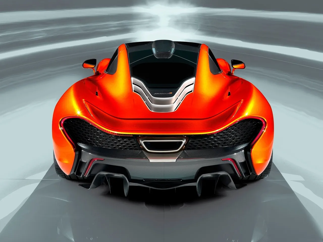 McLaren P1 Concept (2012) – zezadu