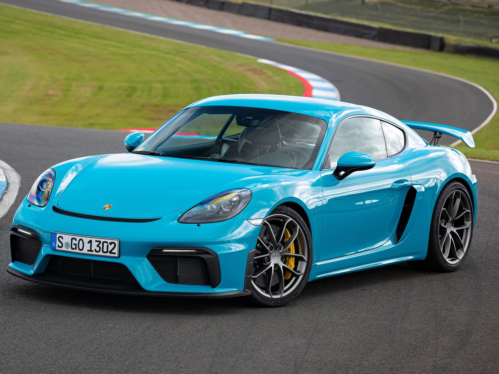 Porsche 718 Cayman GT4 (2020)