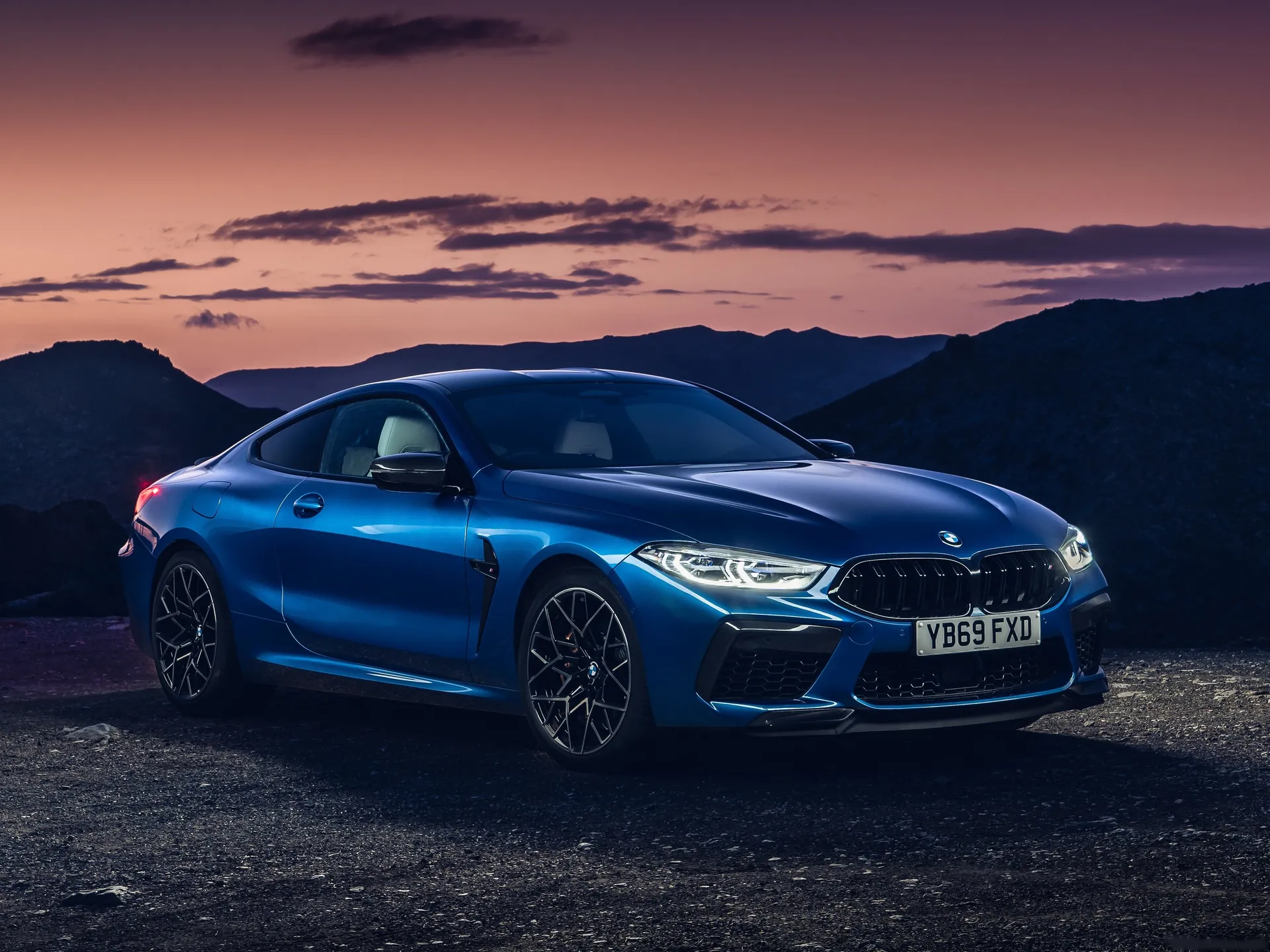 BMW M8 Competition Coupe [UK] (2020)
