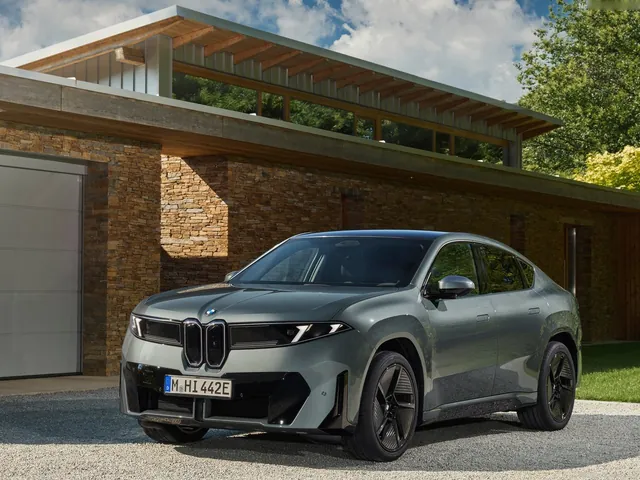BMW iX4 (2027)