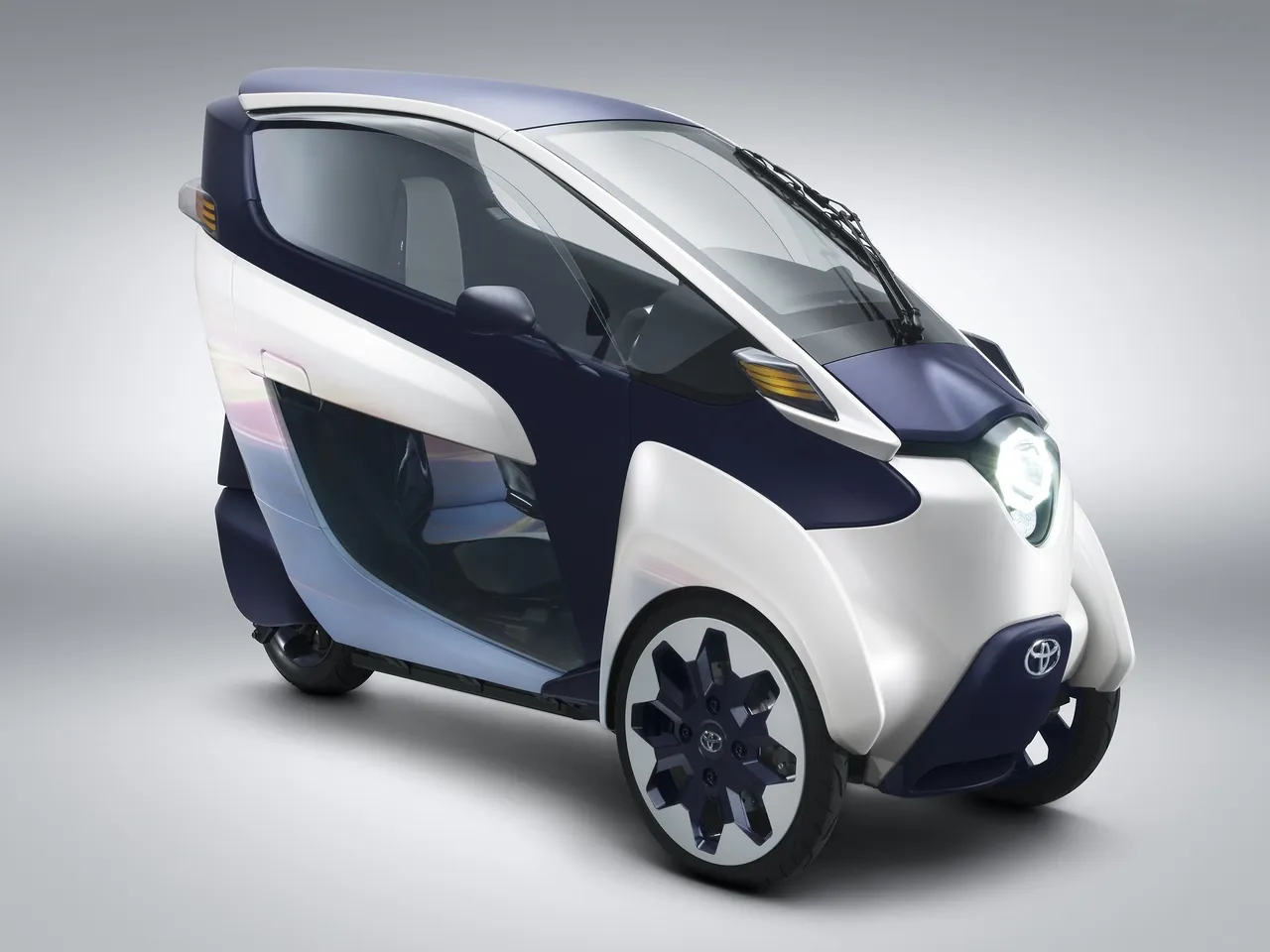Toyota i-Road Concept (2013)