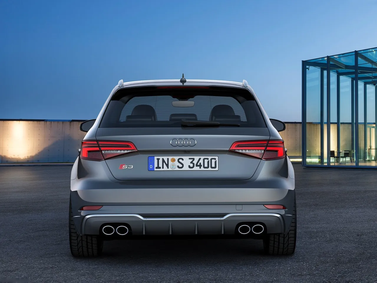 Audi S3 Sportback (2017) – zezadu