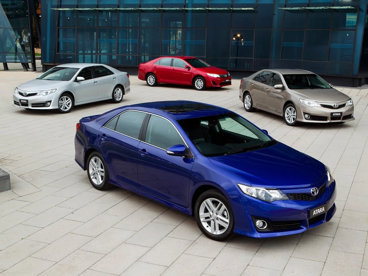 Toyota Camry [AU] (2012) – skupinový snímek