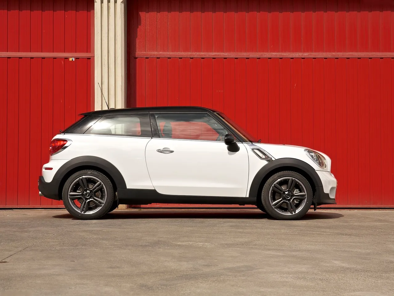 Mini Paceman [UK] (2014) – boční profil