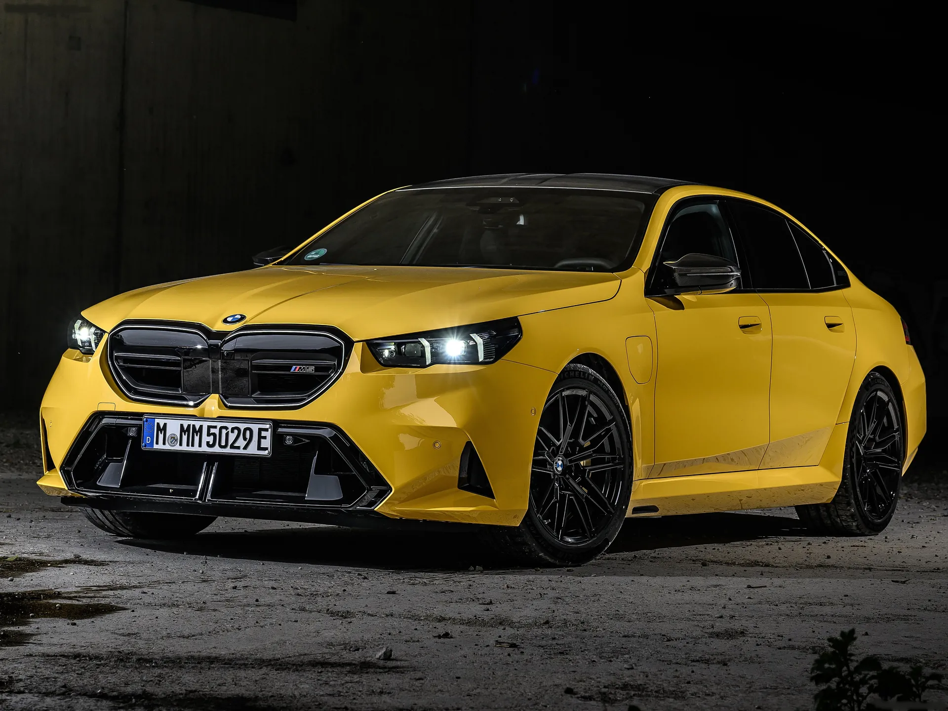 BMW M5 Speed Yellow (2025)