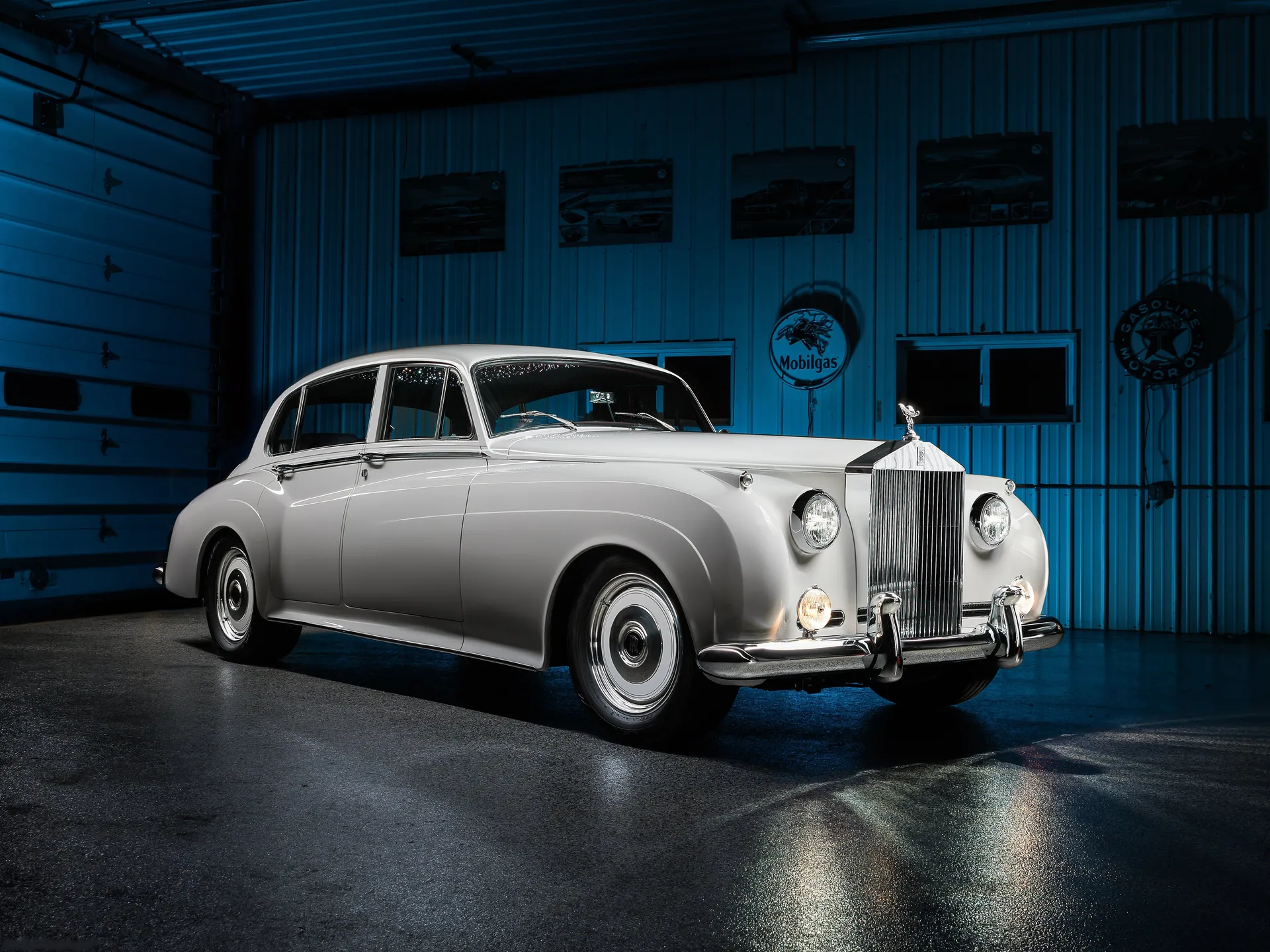 Rolls-Royce Silver Cloud II Paramount by Ringbrothers (1961)