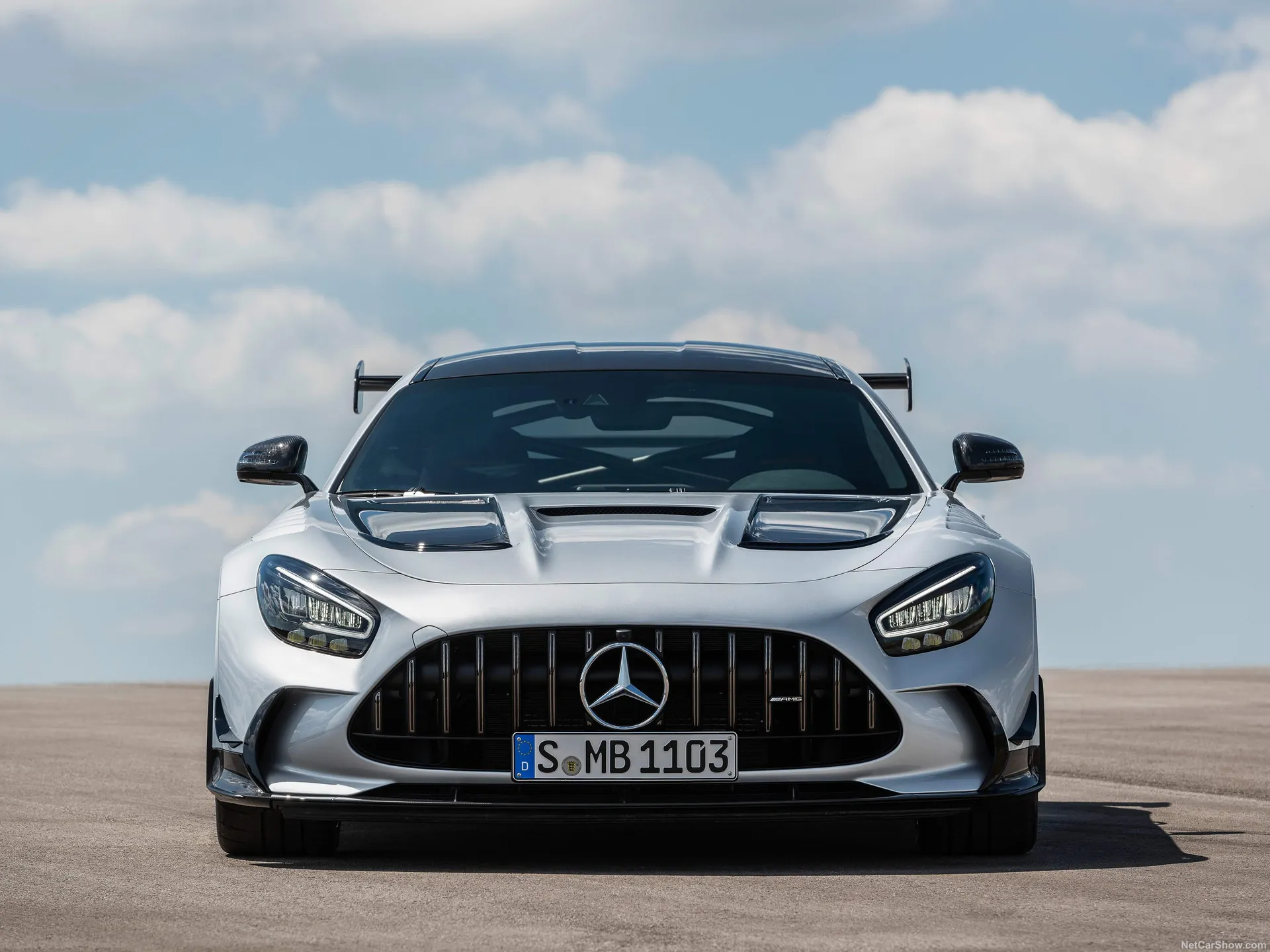 Mercedes-Benz AMG GT Black Series (2021) - Front
