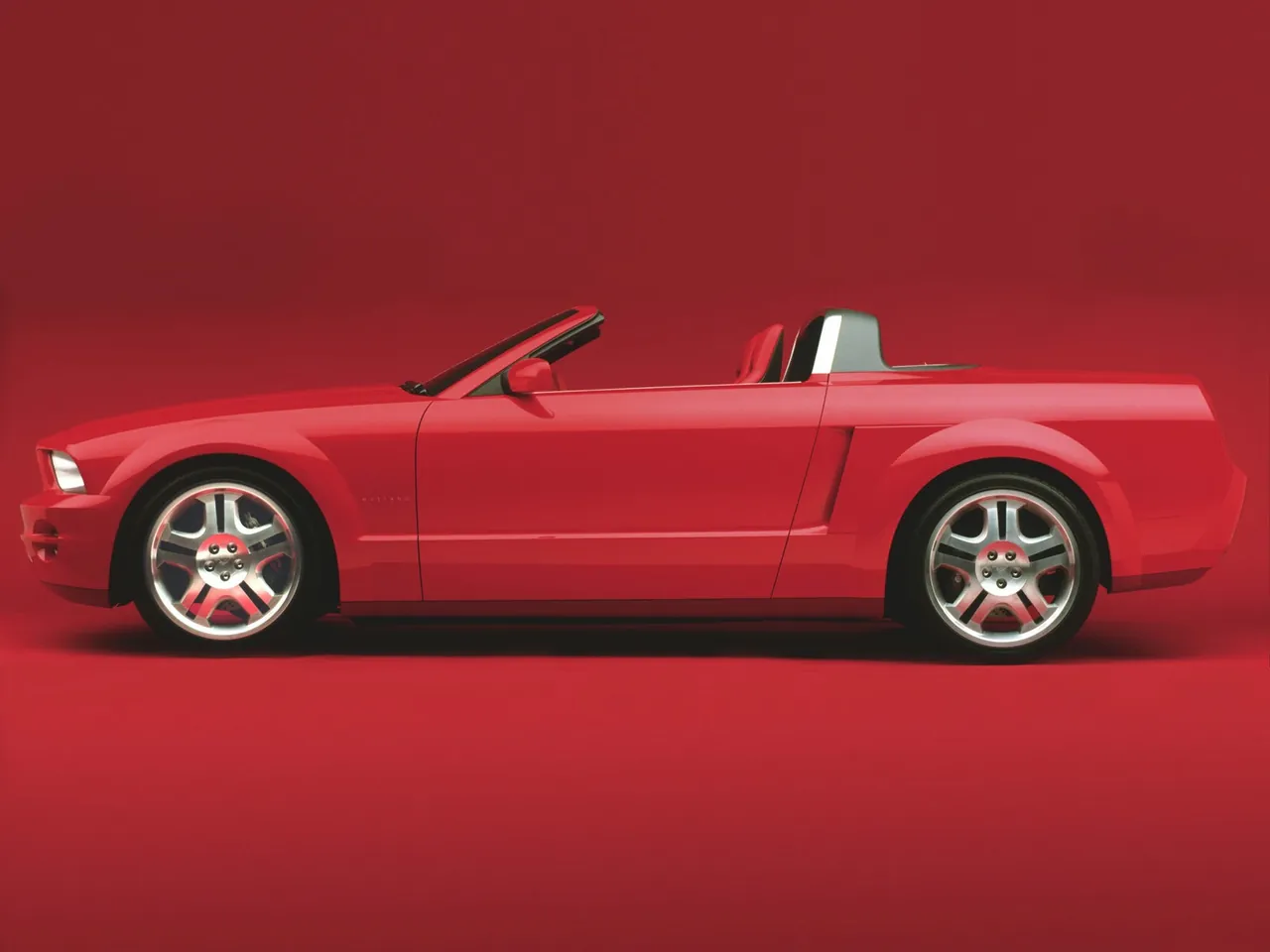 Ford Mustang GT Convertible Concept (2003) – boční profil