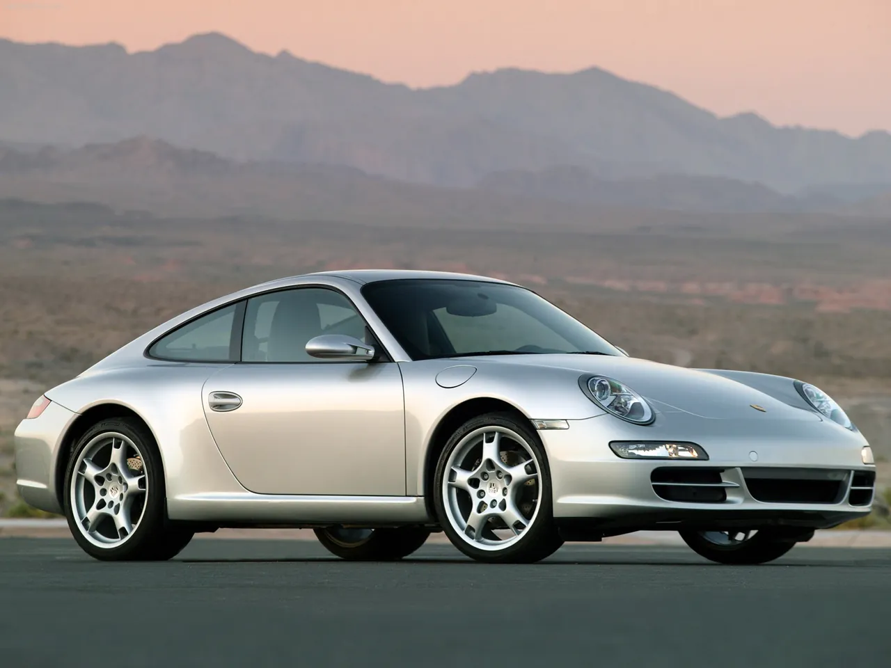 Porsche 911 Carrera (2005)