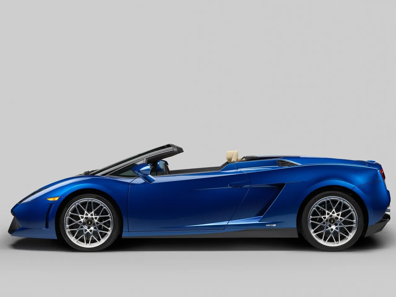 Lamborghini Gallardo LP550-2 Spyder (2012) – boční profil