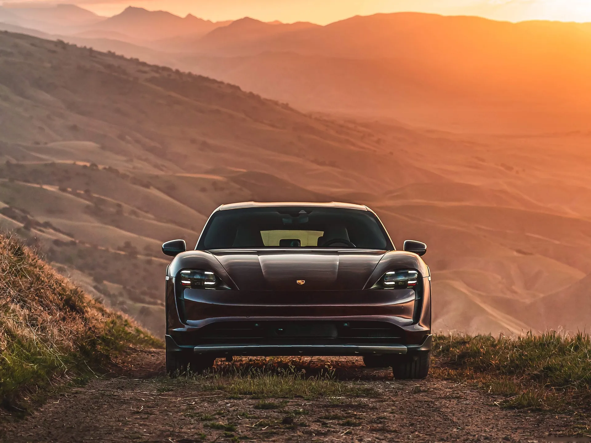 Porsche Taycan 4 Cross Turismo (2022) - Front