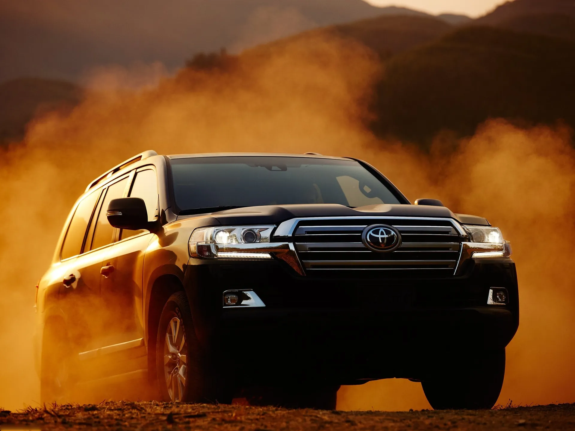 Toyota Land Cruiser (2016)