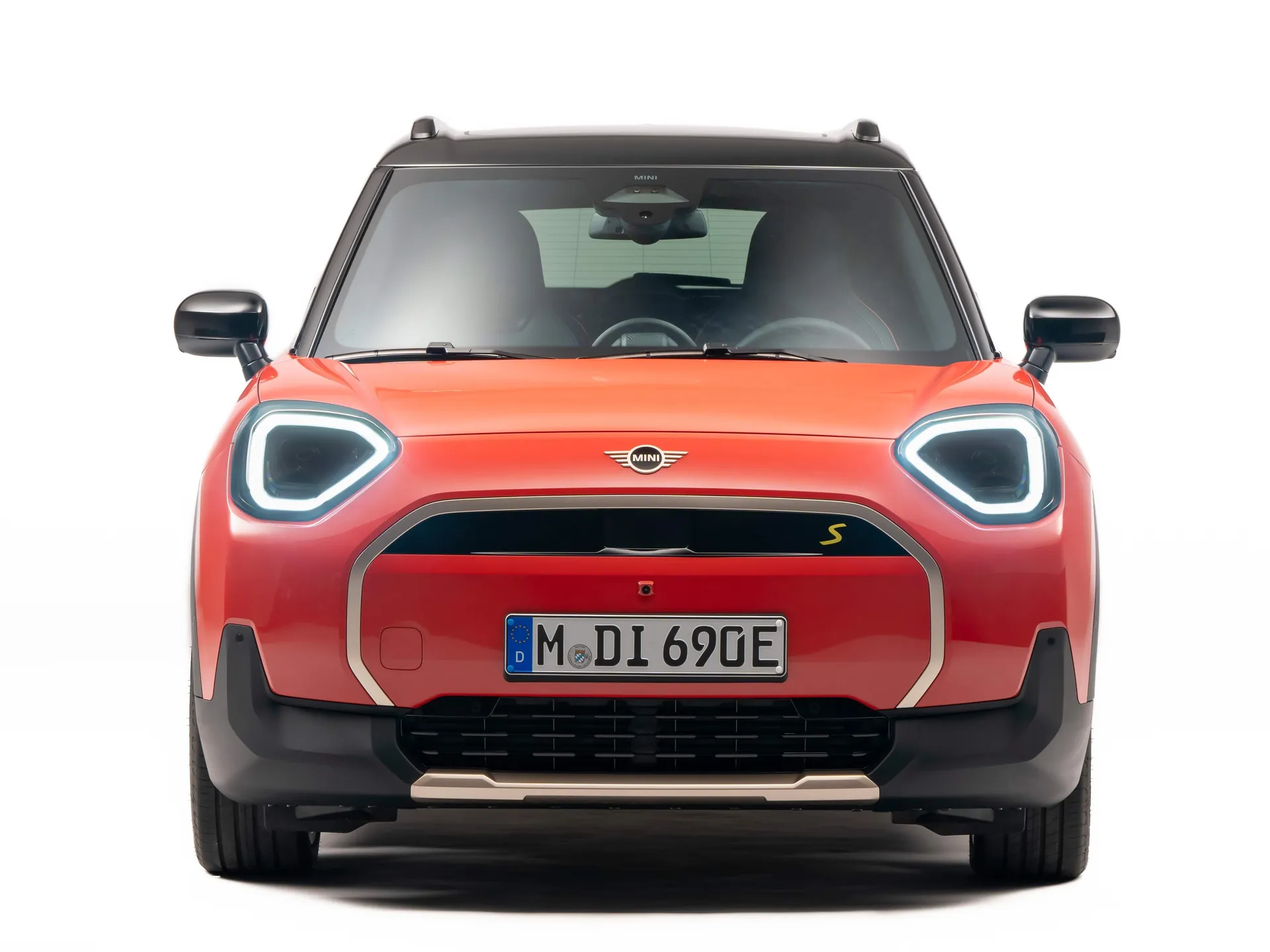 Mini Aceman SE (2025) – zepředu