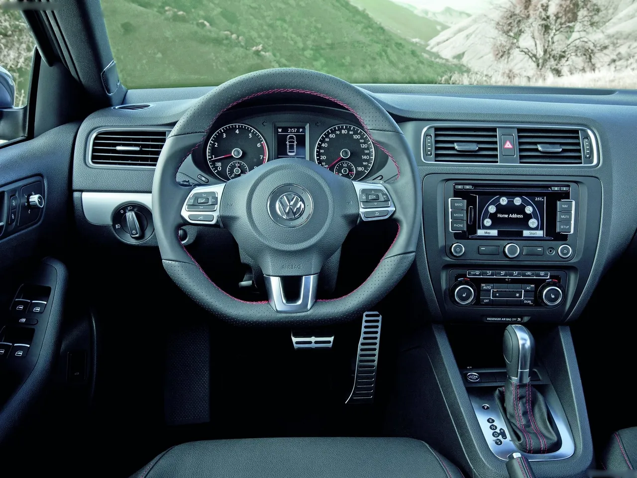 Volkswagen Jetta GLI (2012) – interiér