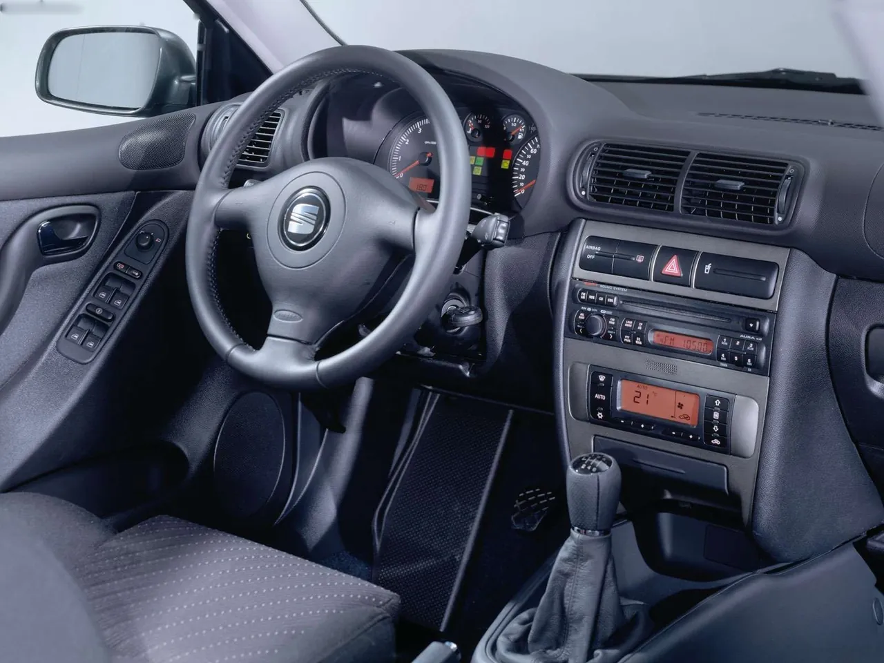 Seat Toledo (1998) – interiér