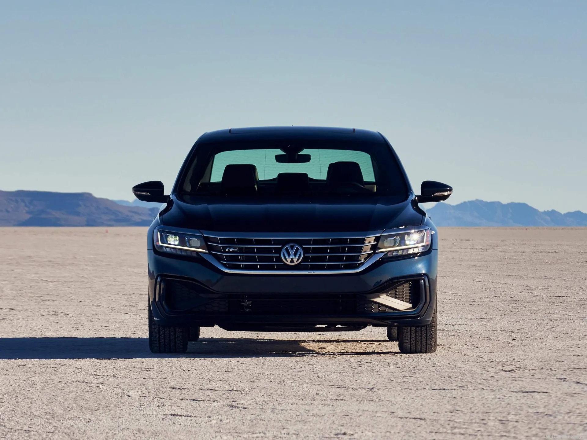 Volkswagen Passat [US] (2020) – zepředu