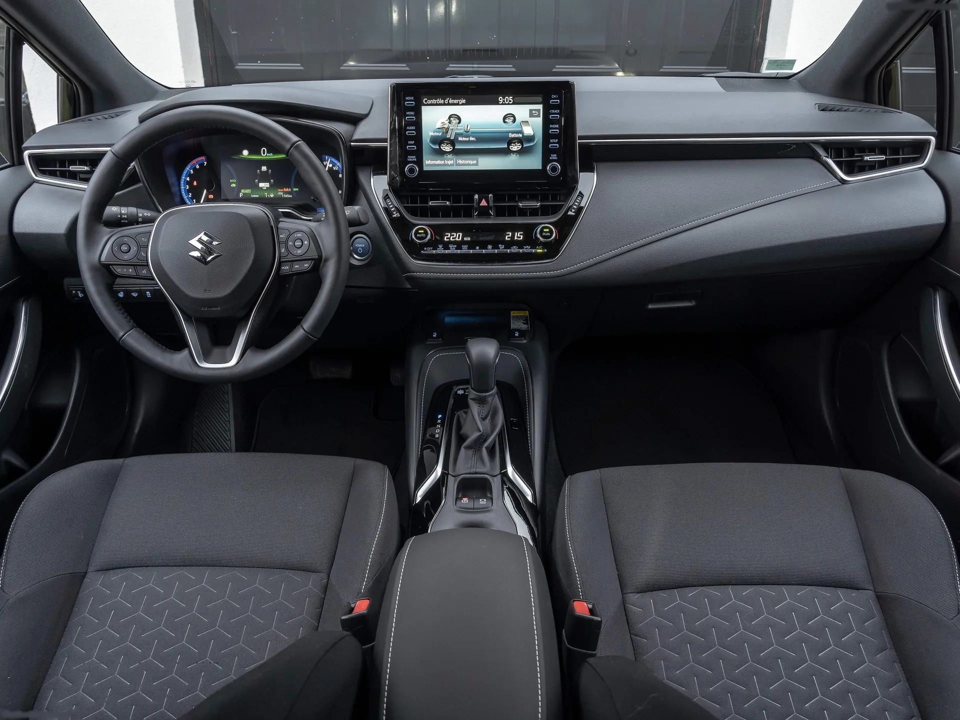 Suzuki Swace (2021) – interiér