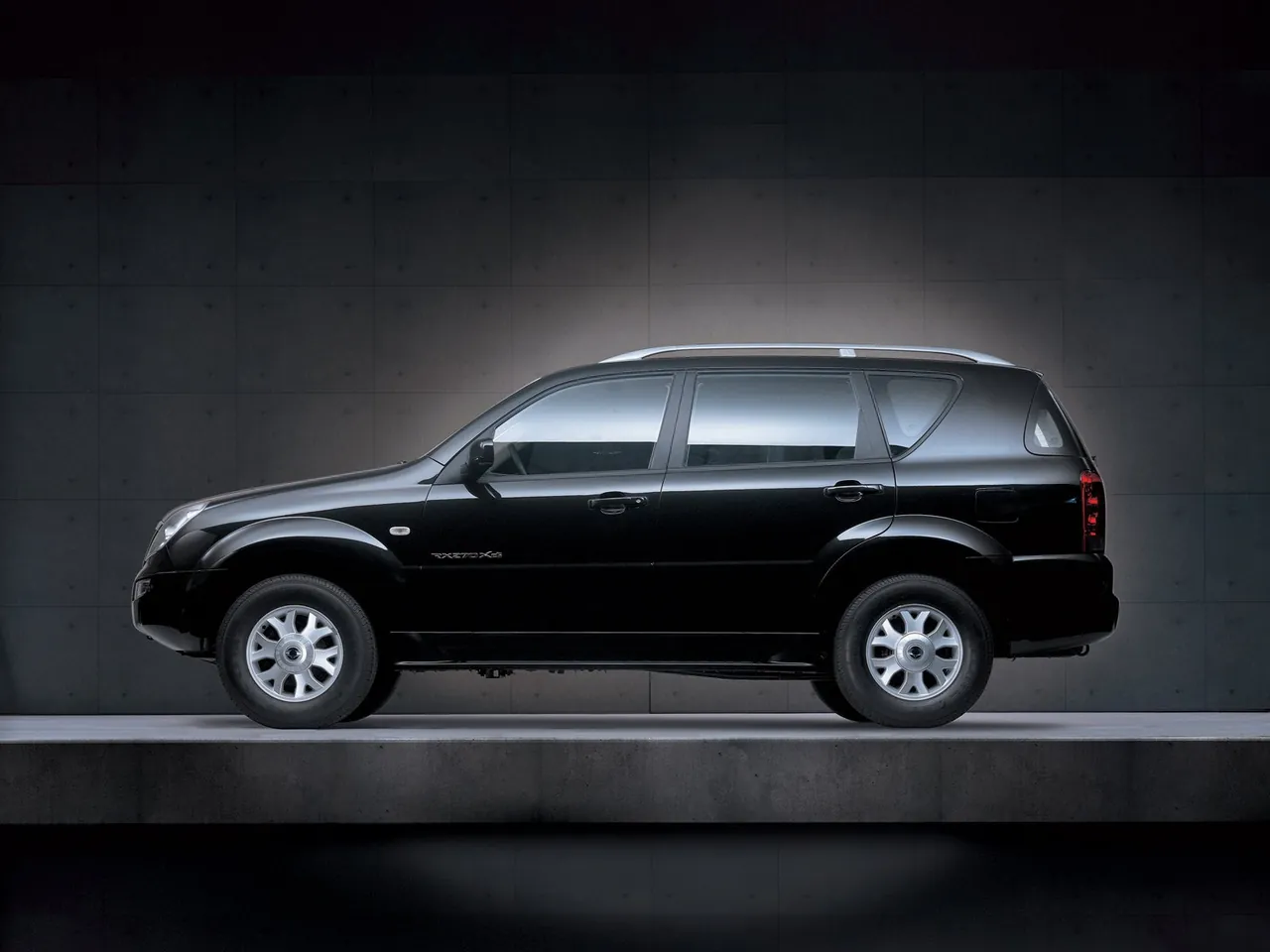 SsangYong Rexton (2005) – boční profil