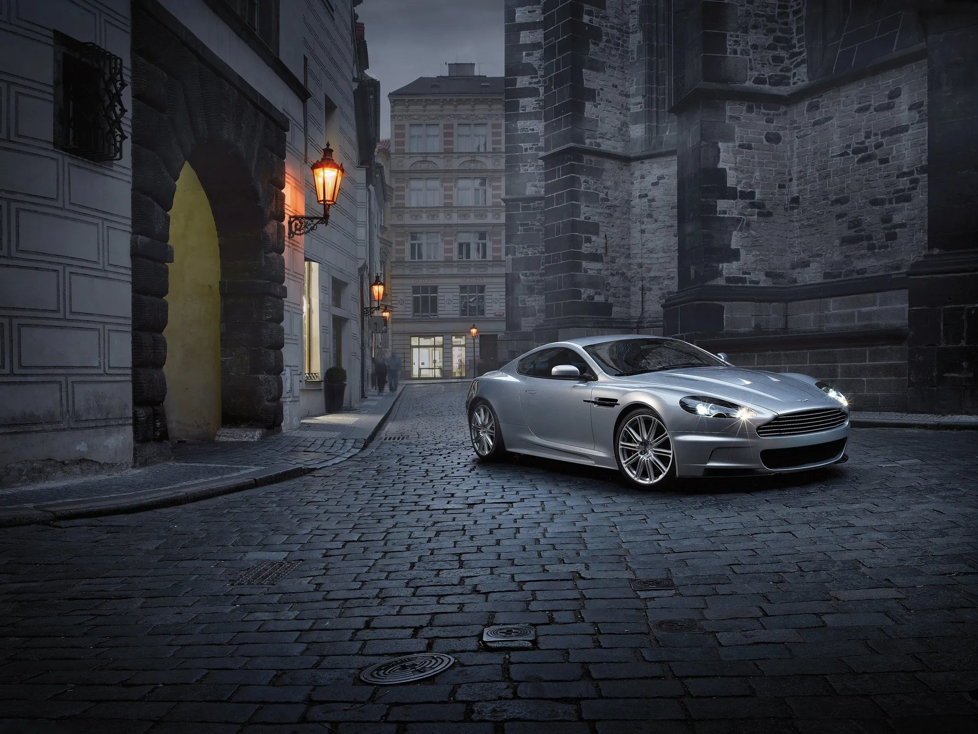 Aston Martin DBS (2008)