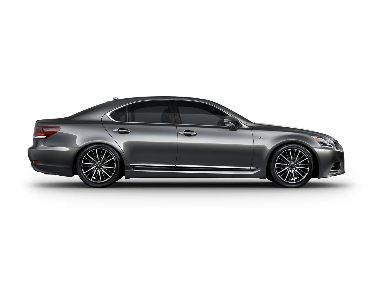 Lexus LS 460 F Sport (2013) – boční profil