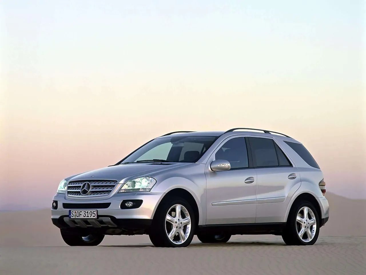 Mercedes-Benz ML350 (2006)