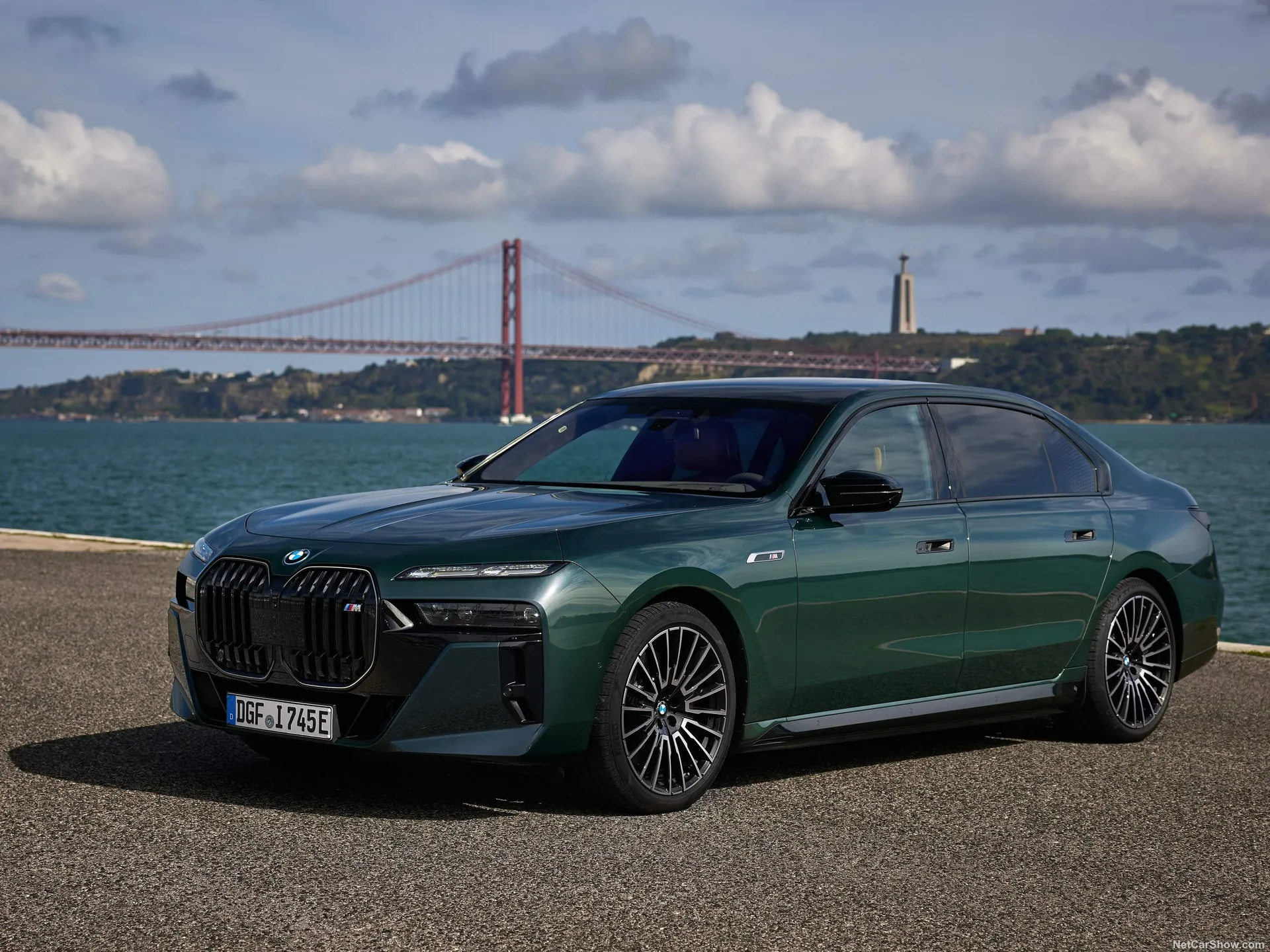 BMW i7 M70 xDrive (2024)