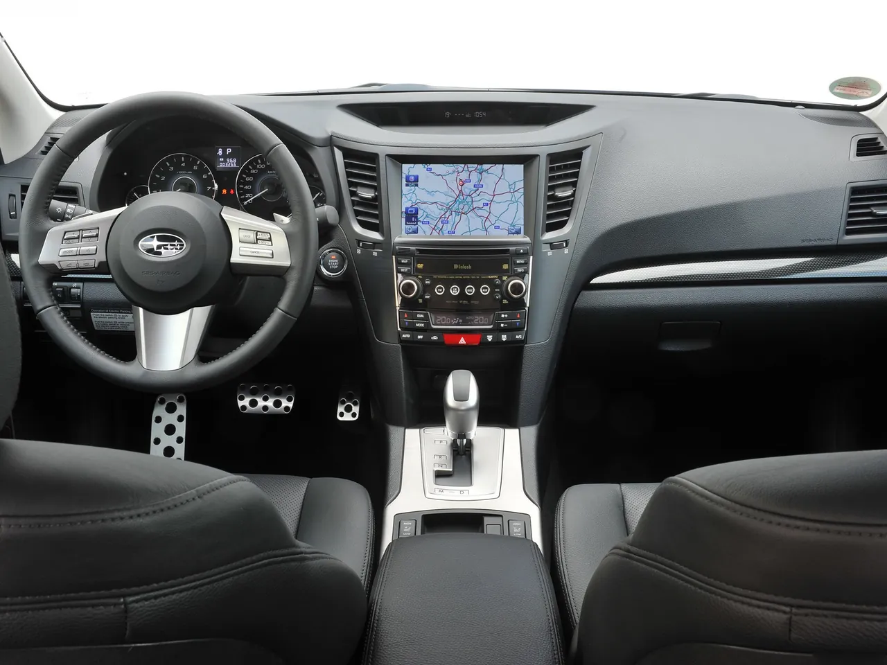 Subaru Legacy Tourer (2010) – interiér