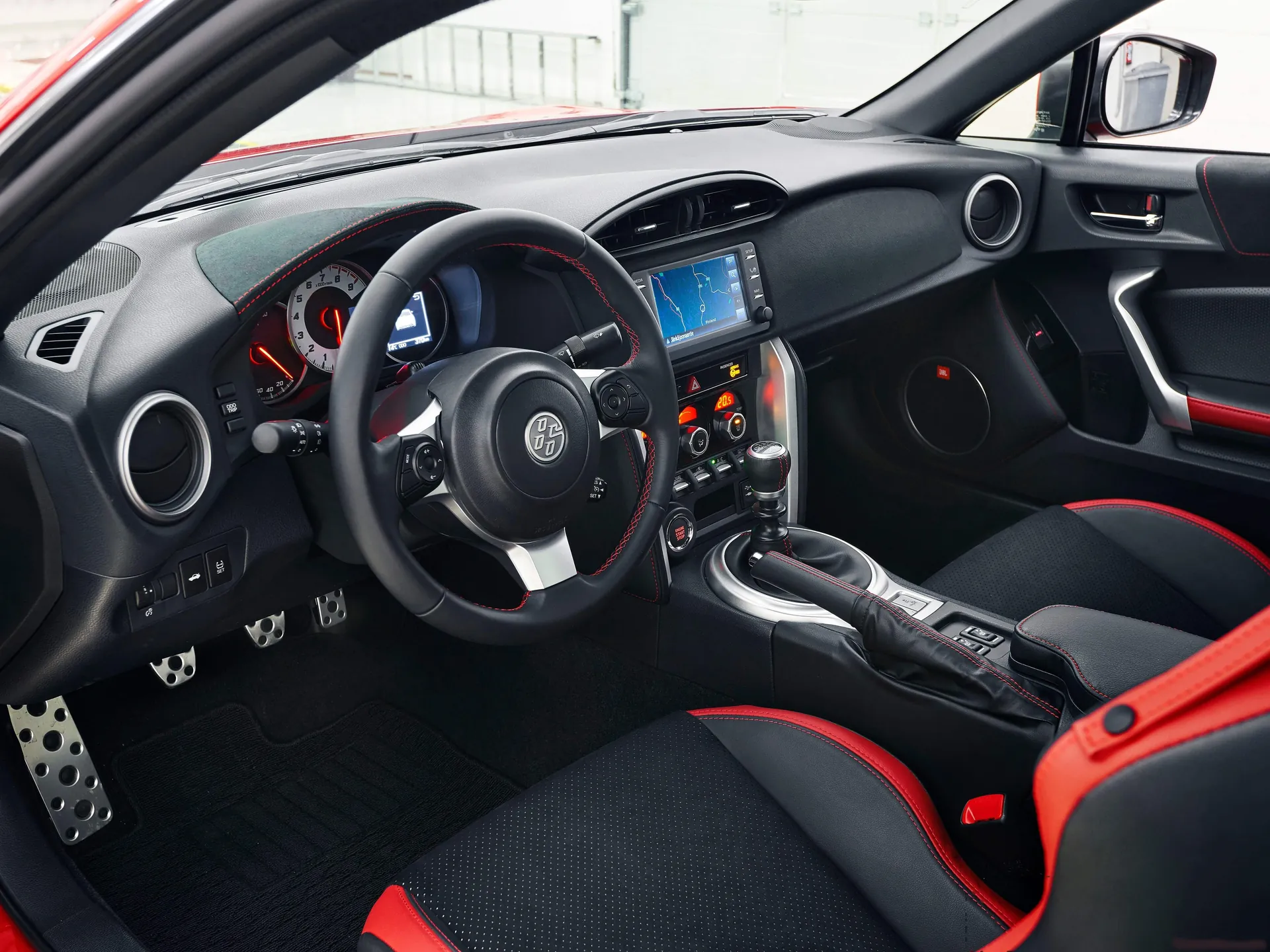 Toyota GT86 (2017) - Interior