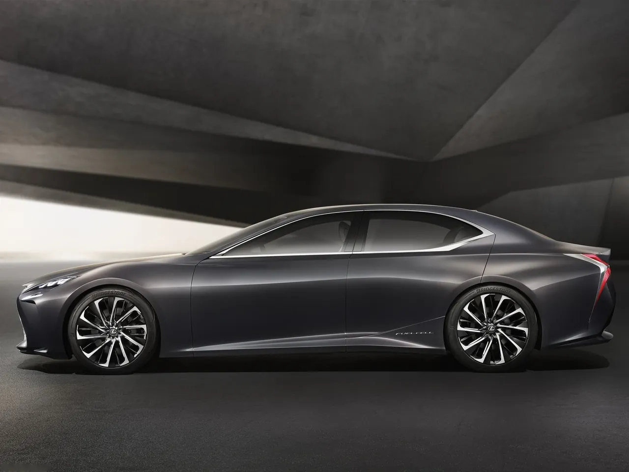 Lexus LF-FC Concept (2015) – boční profil