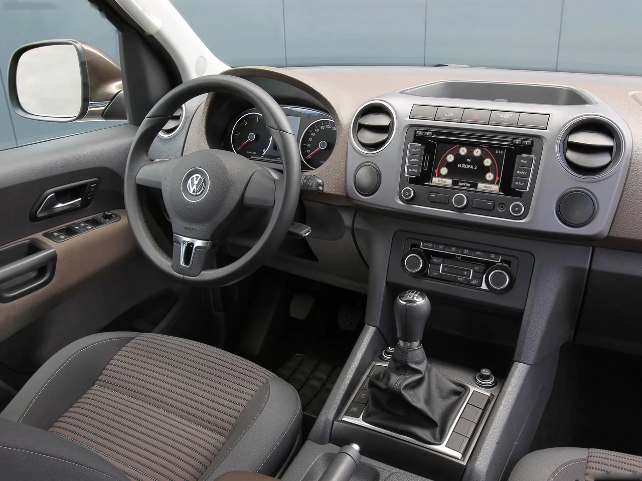Volkswagen Amarok (2011) – interiér