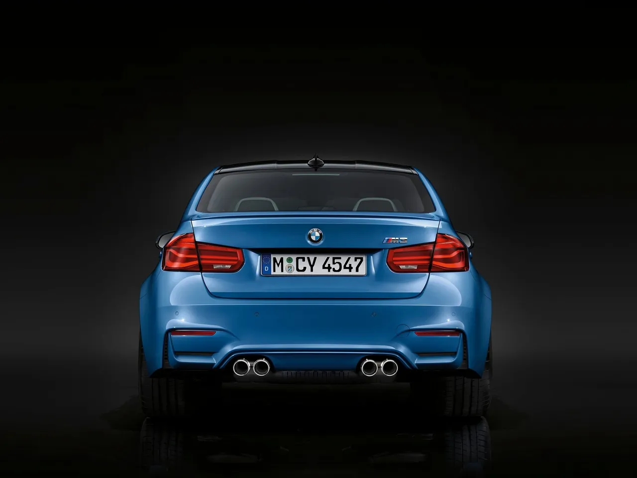 BMW M3 Sedan (2016) – zezadu