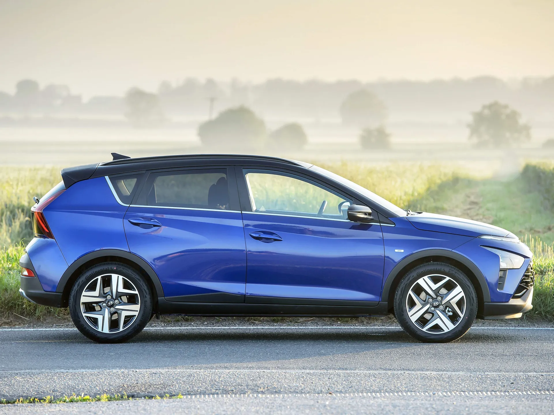 Hyundai Bayon [UK] (2022) - Side Profile