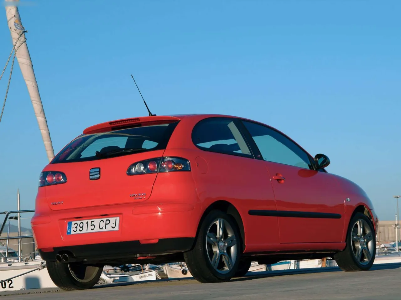 Seat Ibiza FR (2004) – zadní tříčtvrteční pohled