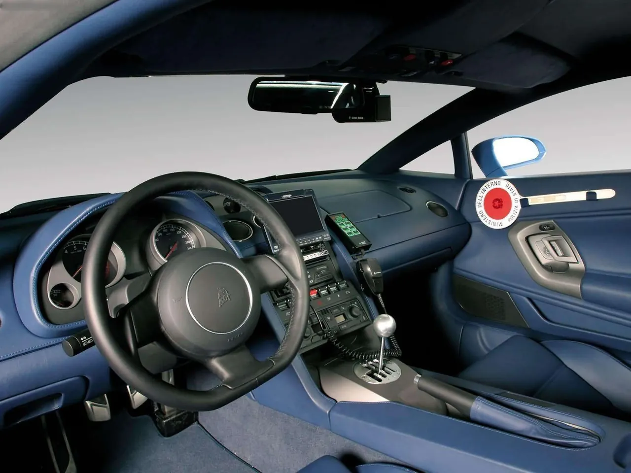 Lamborghini Gallardo Police Car (2004) – interiér