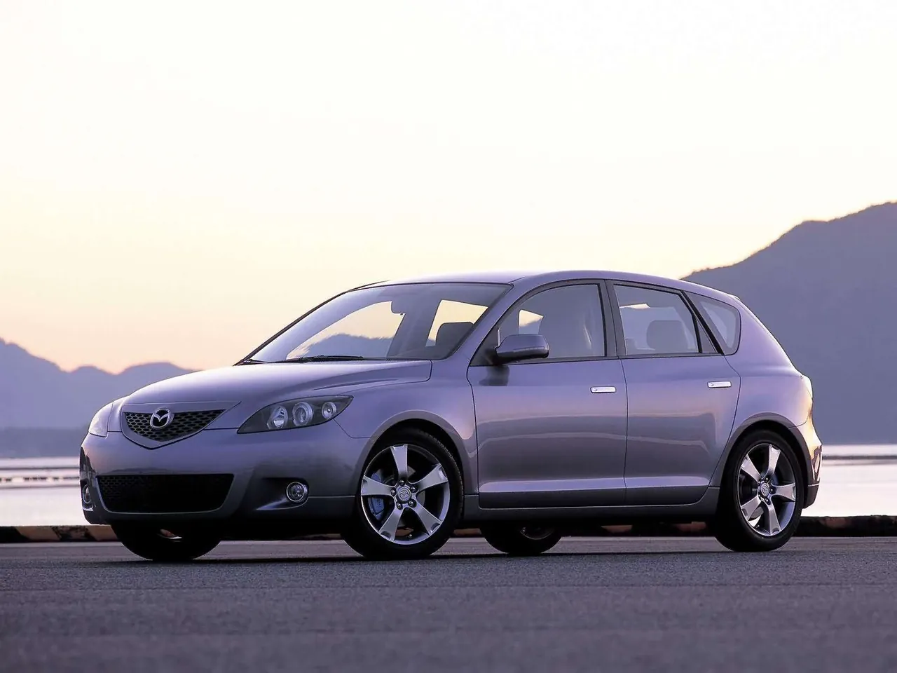 Mazda MX Sportif Concept (2003)