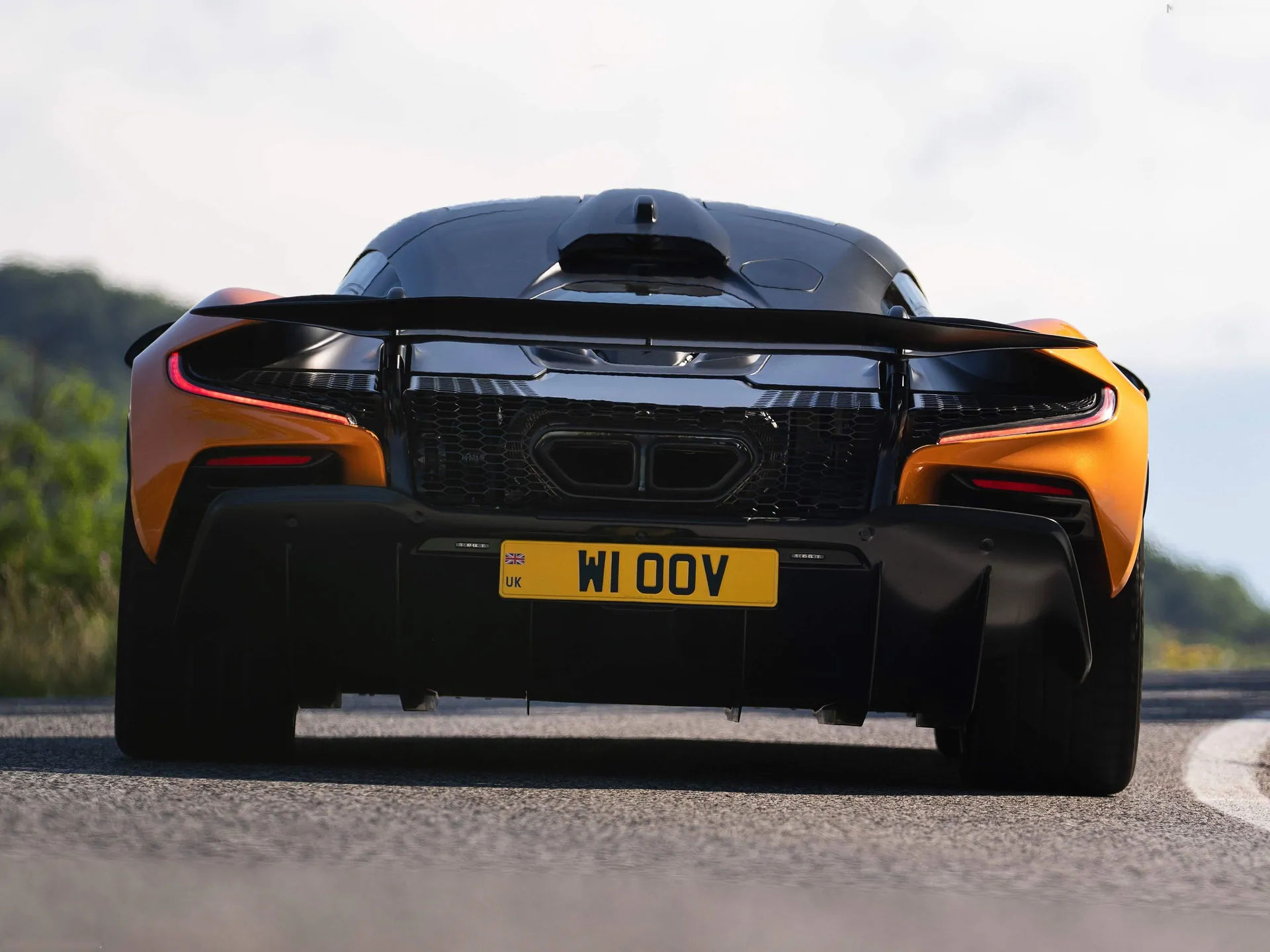 McLaren W1 (2026) – zezadu