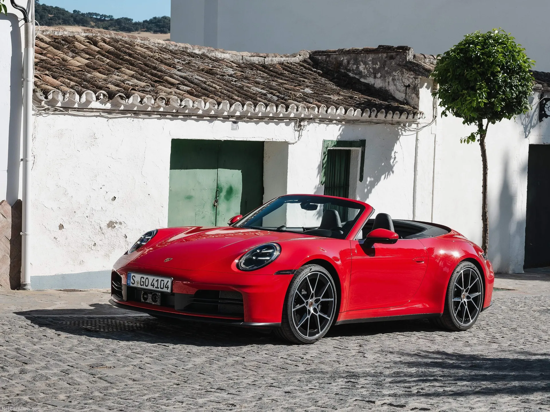 Porsche 911 Carrera Cabriolet (2025)