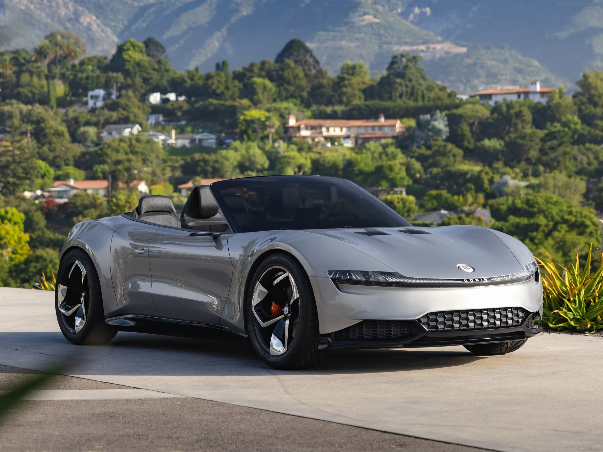 Fisker Ronin Concept (2023)