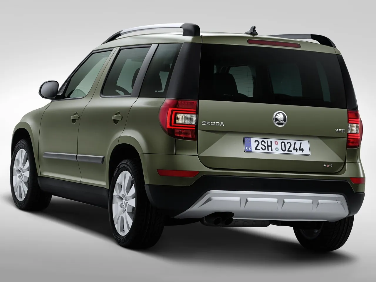 Skoda Yeti (2014) – zadní tříčtvrteční pohled