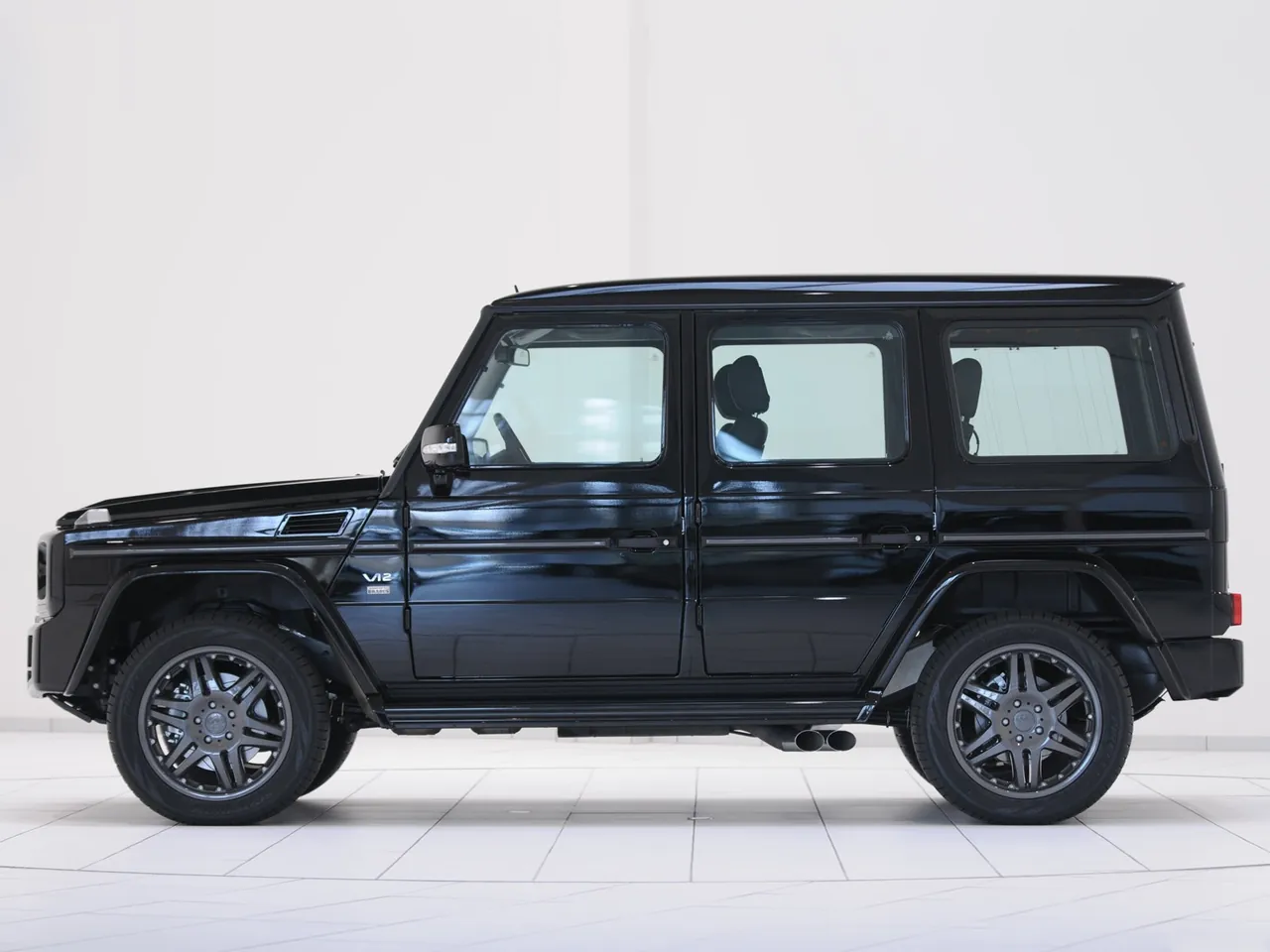 Brabus Mercedes-Benz G-Class V12 S Biturbo (2009) - Side Profile