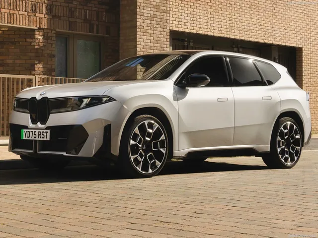 BMW iX3 [UK] (2026)