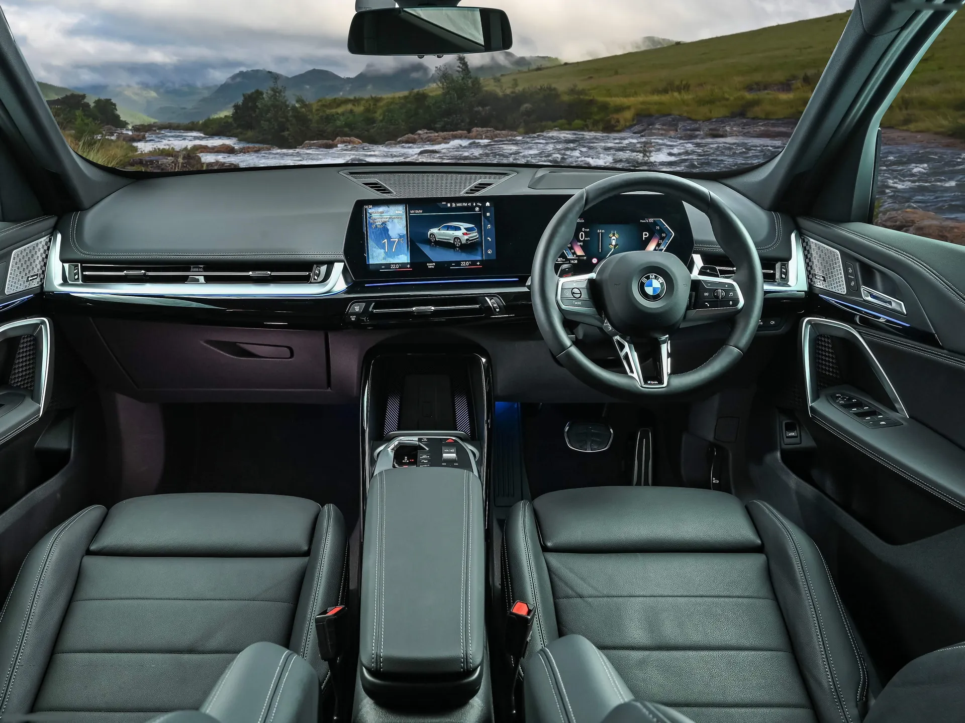 BMW X1 [ZA] (2023) – interiér