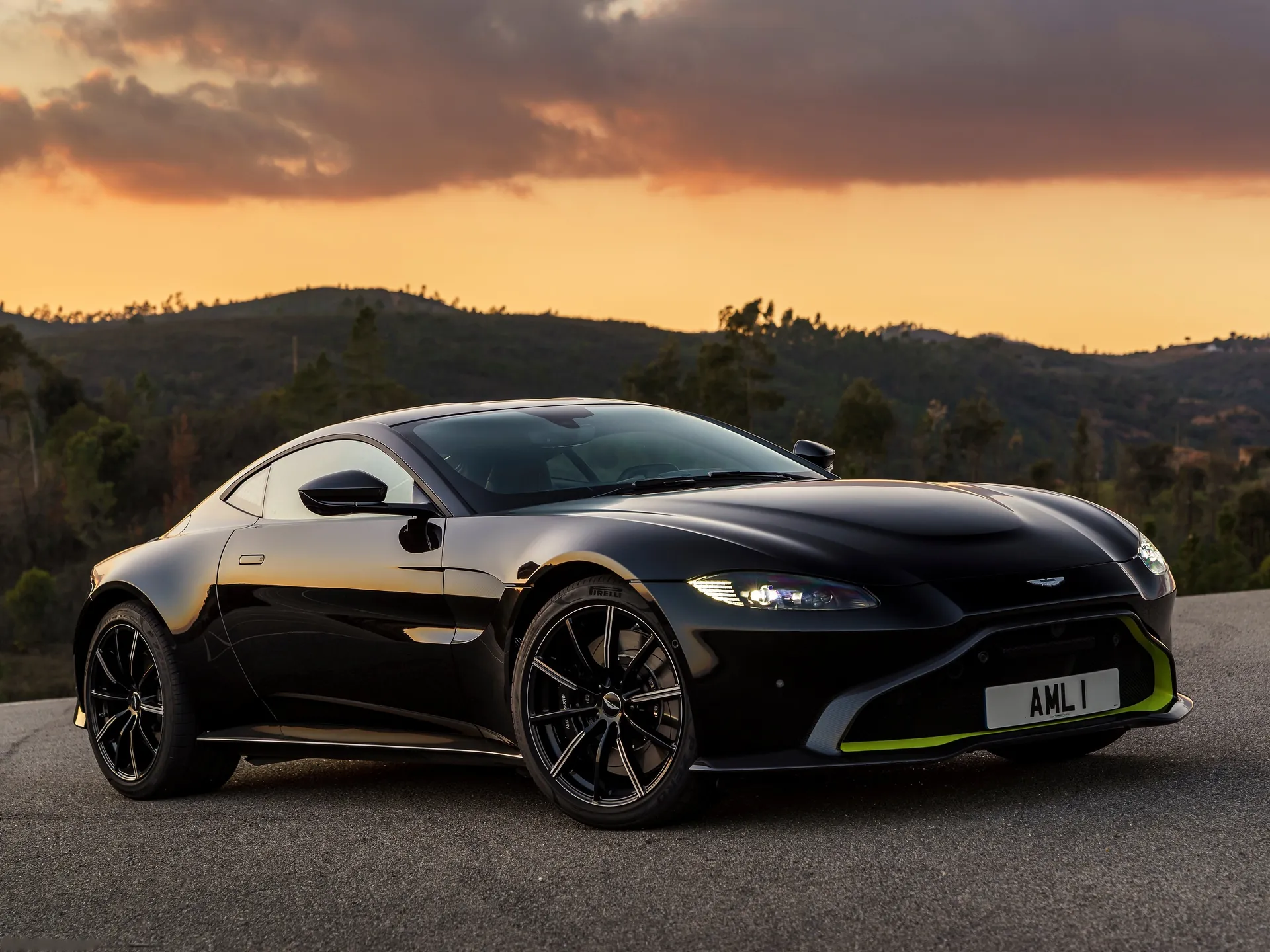 Aston Martin Vantage Onyx Black (2019)