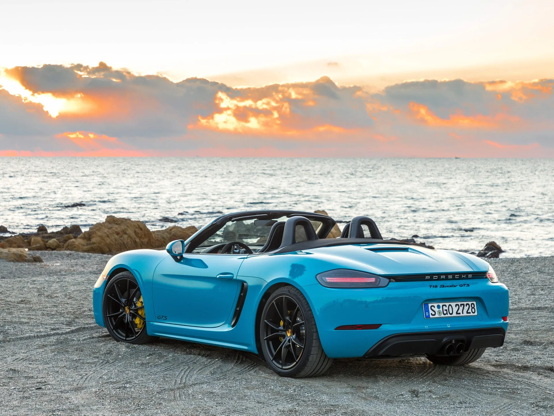 Porsche 718 Boxster GTS (2018) – zadní tříčtvrteční pohled