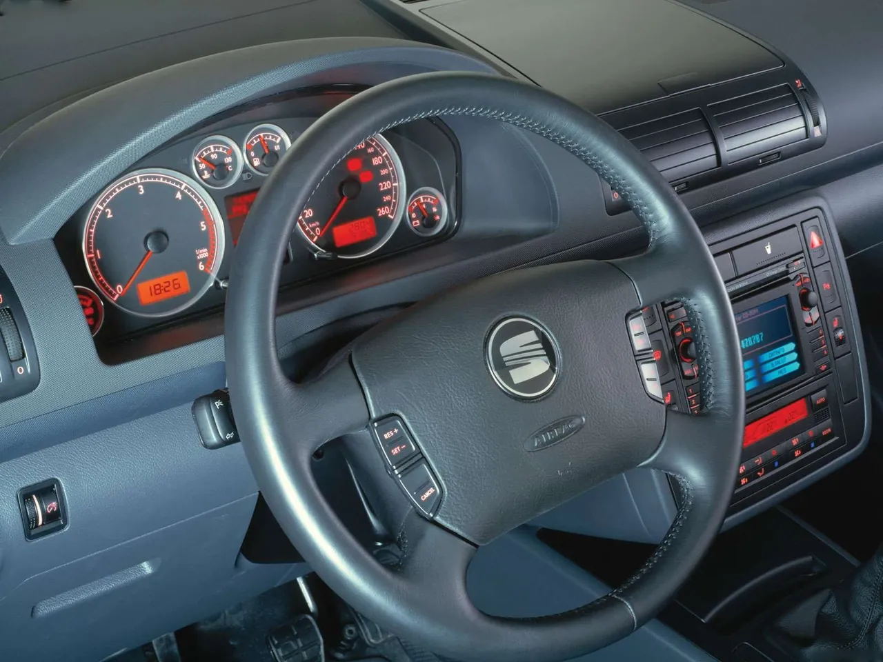 Seat Alhambra TDI (2000) – interiér