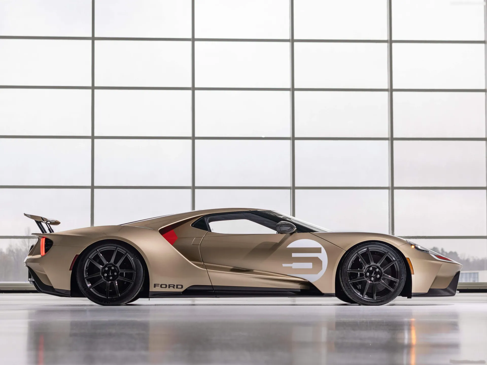 Ford GT Holman Moody Heritage Edition (2022) – boční profil