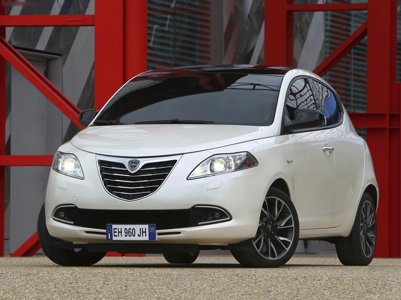 Lancia Ypsilon (2012)