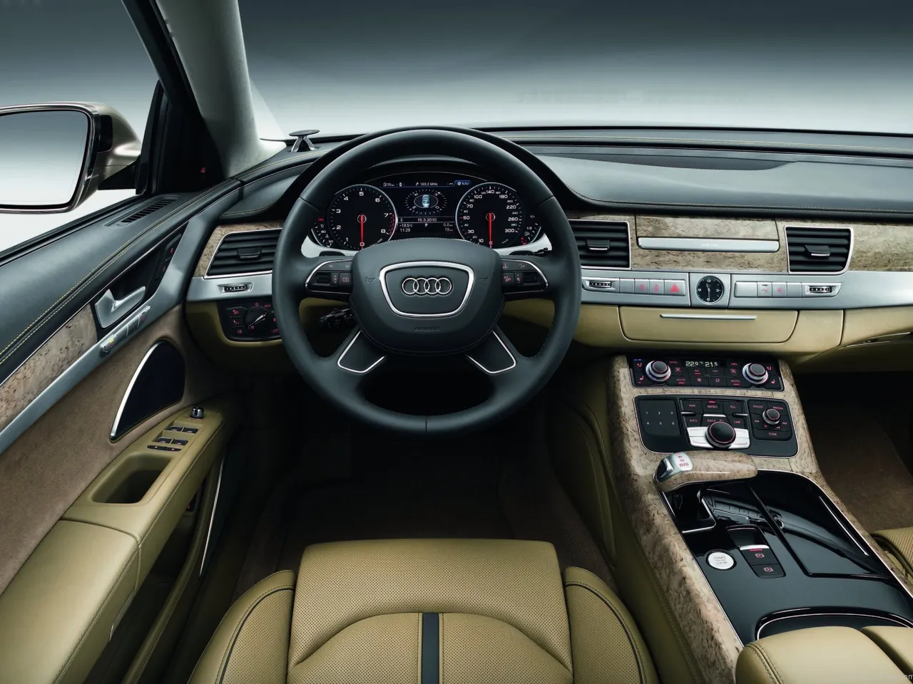 Audi A8 L (2011) – interiér