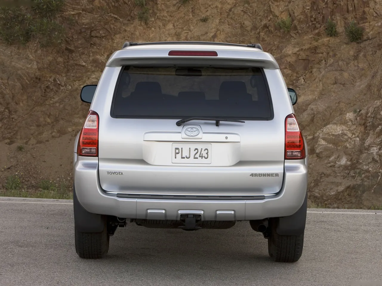 Toyota 4Runner (2009) - Rear